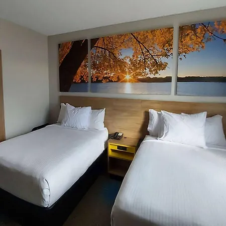 Days Inn By Wyndham Willmar-2