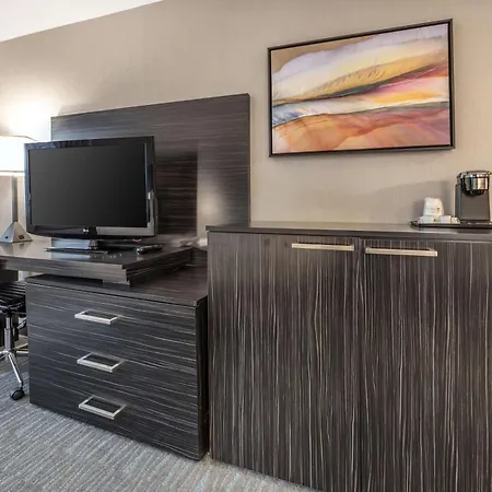 Best Western Plus North Las Vegas Inn & Suites-2