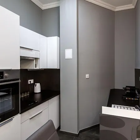 A Golden Star Modern Luxury Apartments And Rooms Budapest-2