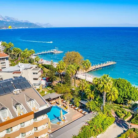 Fame Beach Hotel-2