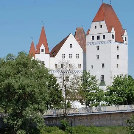 Kult Hotel-2