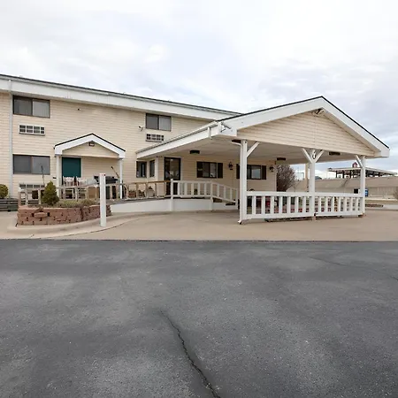 American Inn Ozark-2
