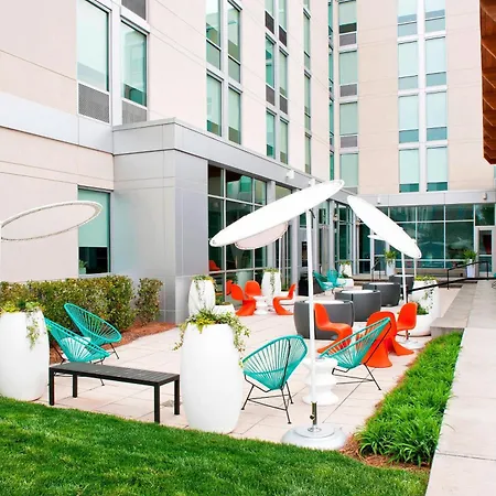 Aloft By Marriott Charlotte Ballantyne-3
