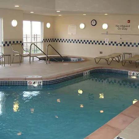 Fairfield Inn & Suites Ames-2