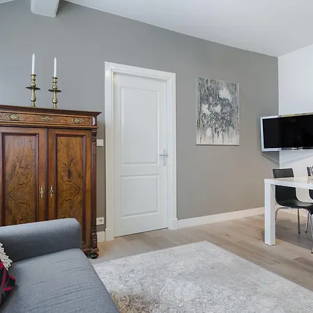 Palm Apartment Amsterdam-2