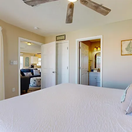 Sunset Harbour Villas 4-423-3