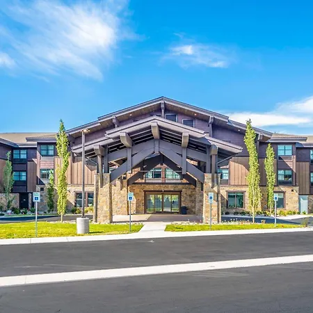 Springhill Suites Island Park Yellowstone-3