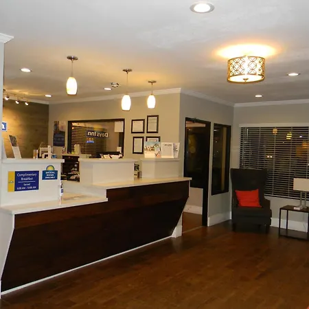Days Inn By Wyndham Bainbridge-2