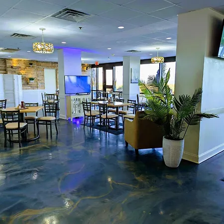 Shell Island Resort - All Oceanfront Suites-2