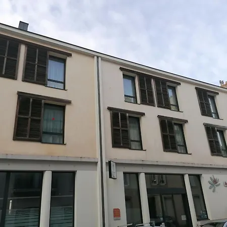Terres de France - Appart'Hotel Quimper Bretagne-3