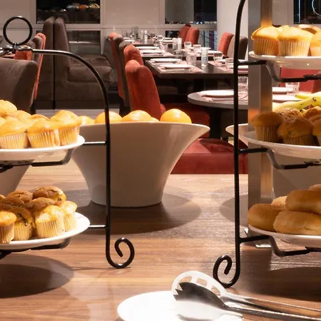Plaza Premium Almere-3