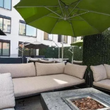Avenue Suites Georgetown-3