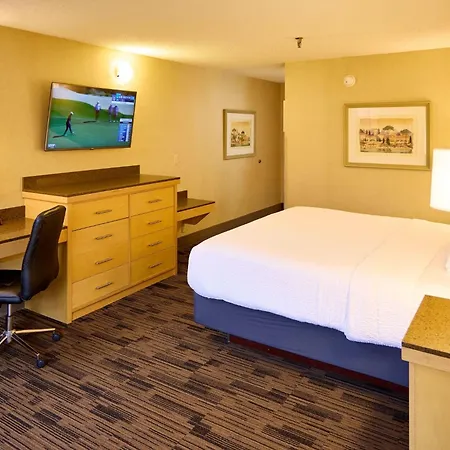 Livinn Hotel Cincinnati North/ Sharonville-3