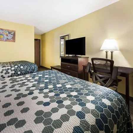Econo Lodge Spotsylvania Town Center-3
