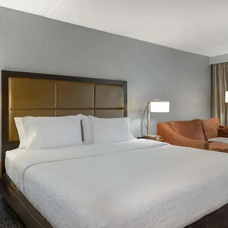 Hampton Inn Tallahassee-Central-3