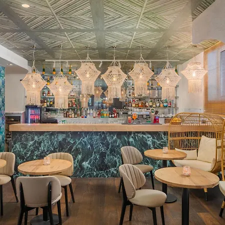 Mamaison Hotel Andrassy Budapest-2