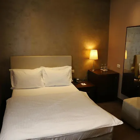 Mondial Hotel-3