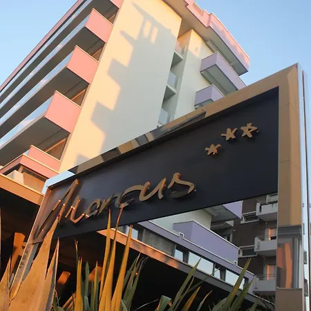 Hotel Marcus-2