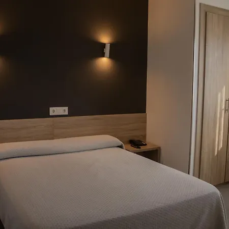 Hotel Hollywood-2