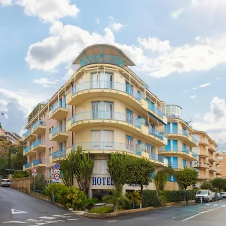 Lvg Hotel Collection - Majestic-3
