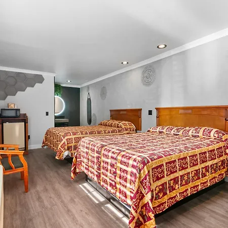 Beverly Inn-2