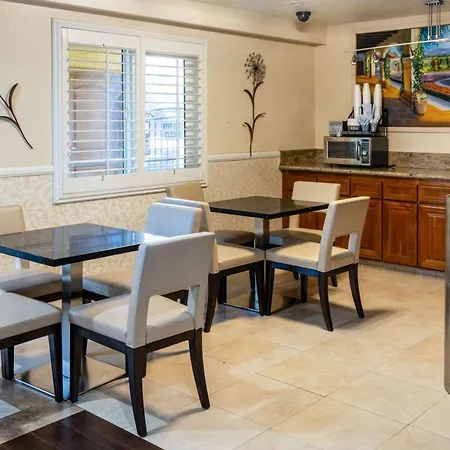 Rodeway Inn & Suites Colton-2
