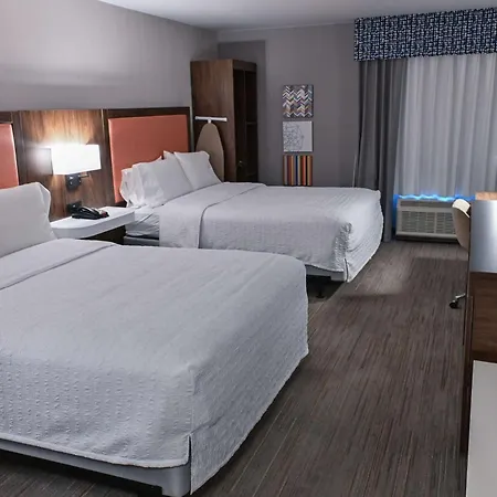 Hampton Inn Fremont-2