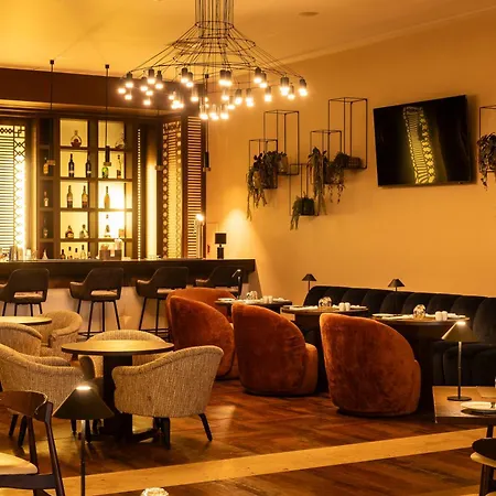 Real Marina Hotel & Spa-3