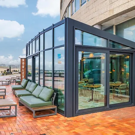 Suites Boulevard 17-2