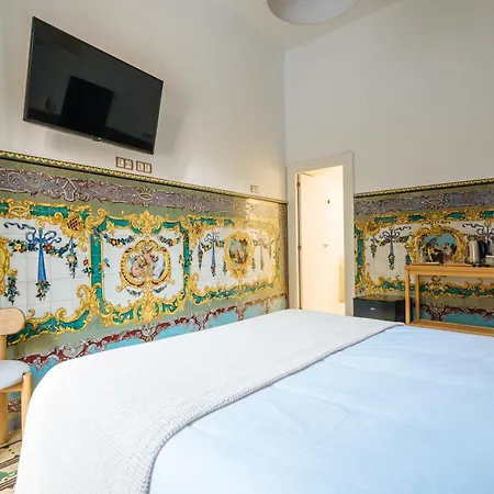 Apartamentos "El Escondite De Triana"-3