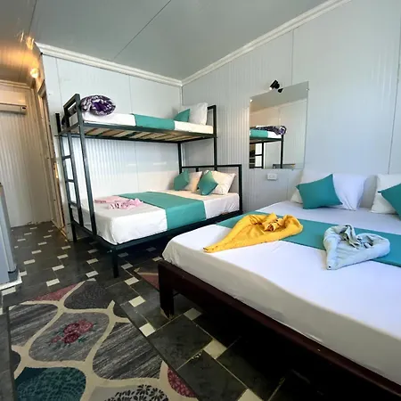 Octopus Hotel-3