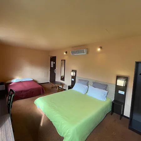Brit Hotel St-Quentin/Nord-3