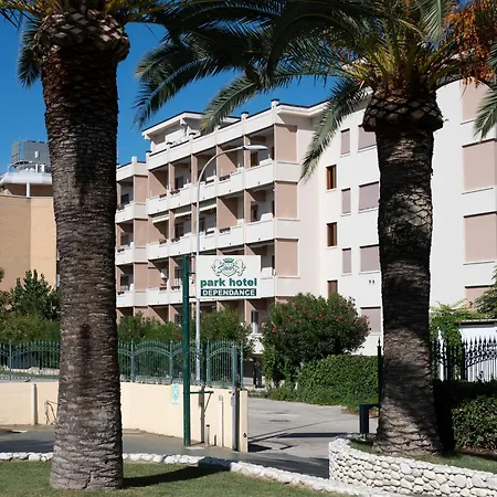 Park Hotel&Dependance con Spiaggia-2