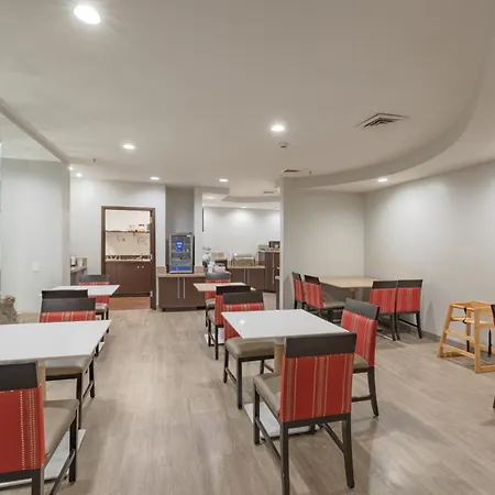 Comfort Suites Perrysburg - Toledo South-2