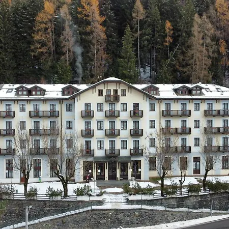 Palace Pontedilegno Resort-2