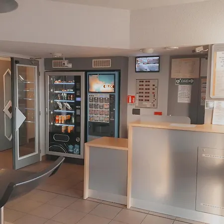 Hotel First Eco Dieppe-3
