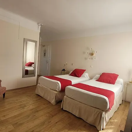 Hotel Du Forum-3