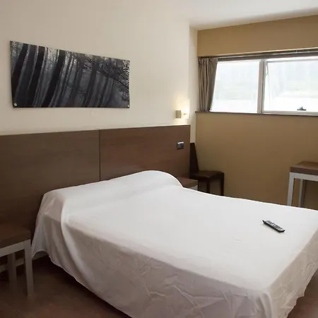 Hotel Izelai-3