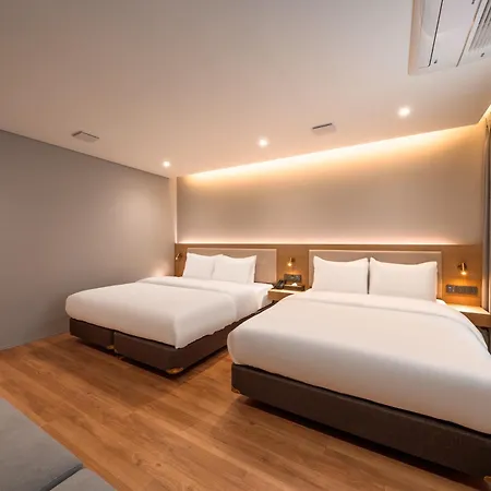 Comfort Inn Yeouido-3