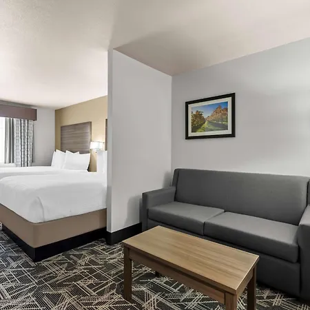 Best Western Plus Caldwell Inn & Suites-3