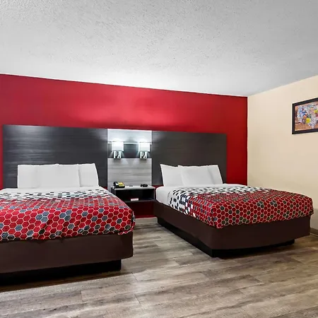 Econo Lodge Inn & Suites Santa Rosa-3