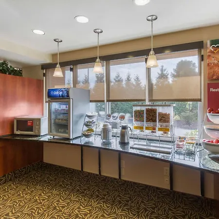 Comfort Suites Seaford-2