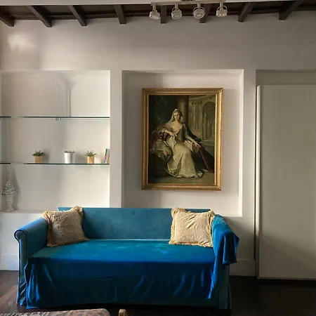 D.R.Rome Spanish Luxury Suites-2