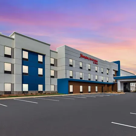 Hampton Inn & Suites Dothan-3