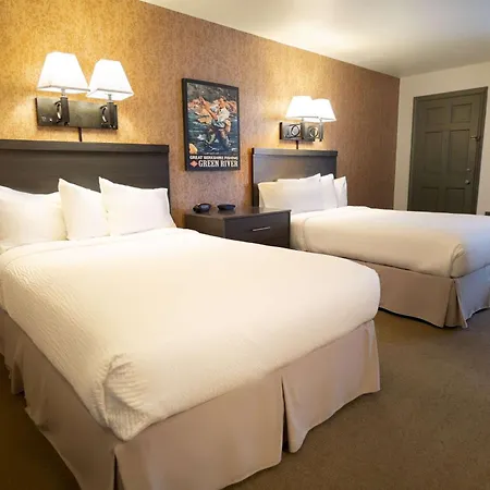 The Yankee Inn-2