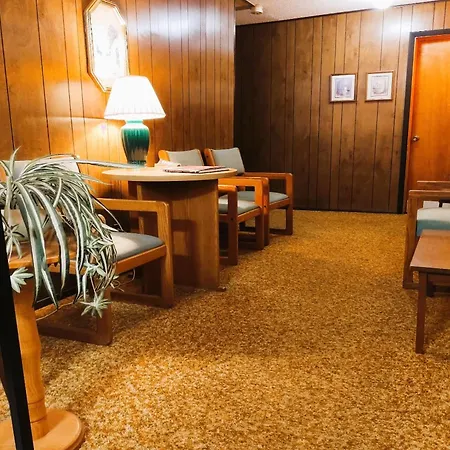Love Hotels Voyageur By Oyo At International Falls Mn-3