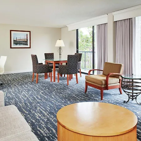 Doubletree By Hilton Hotel Berkeley Marina-3