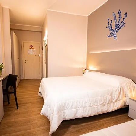 Hotel Italia Di Lerici-3