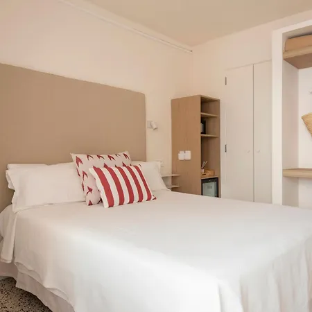 Garau Petit Hotel-2