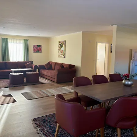 Ellen Hotel-3